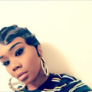 Meet your Posher, Aleisha